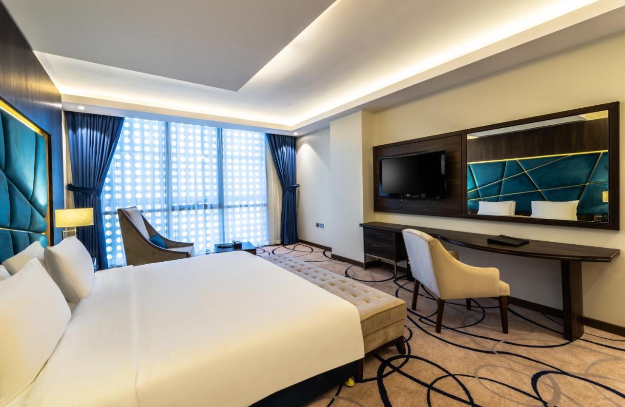 Warwick Riyadh Al Wezarat Exterior photo
