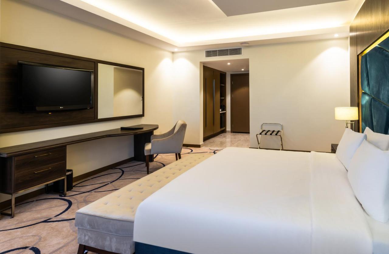 Warwick Riyadh Al Wezarat Exterior photo