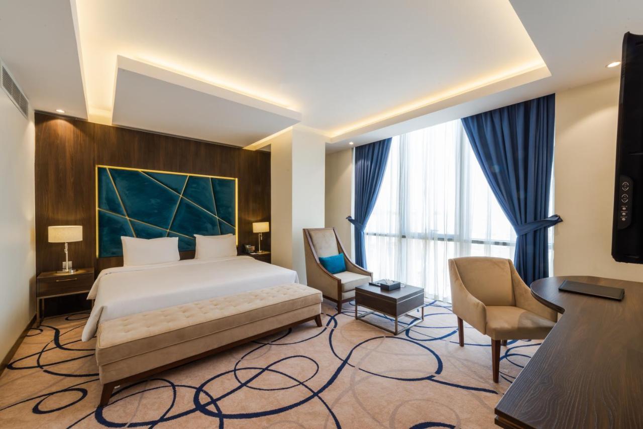 Warwick Riyadh Al Wezarat Exterior photo