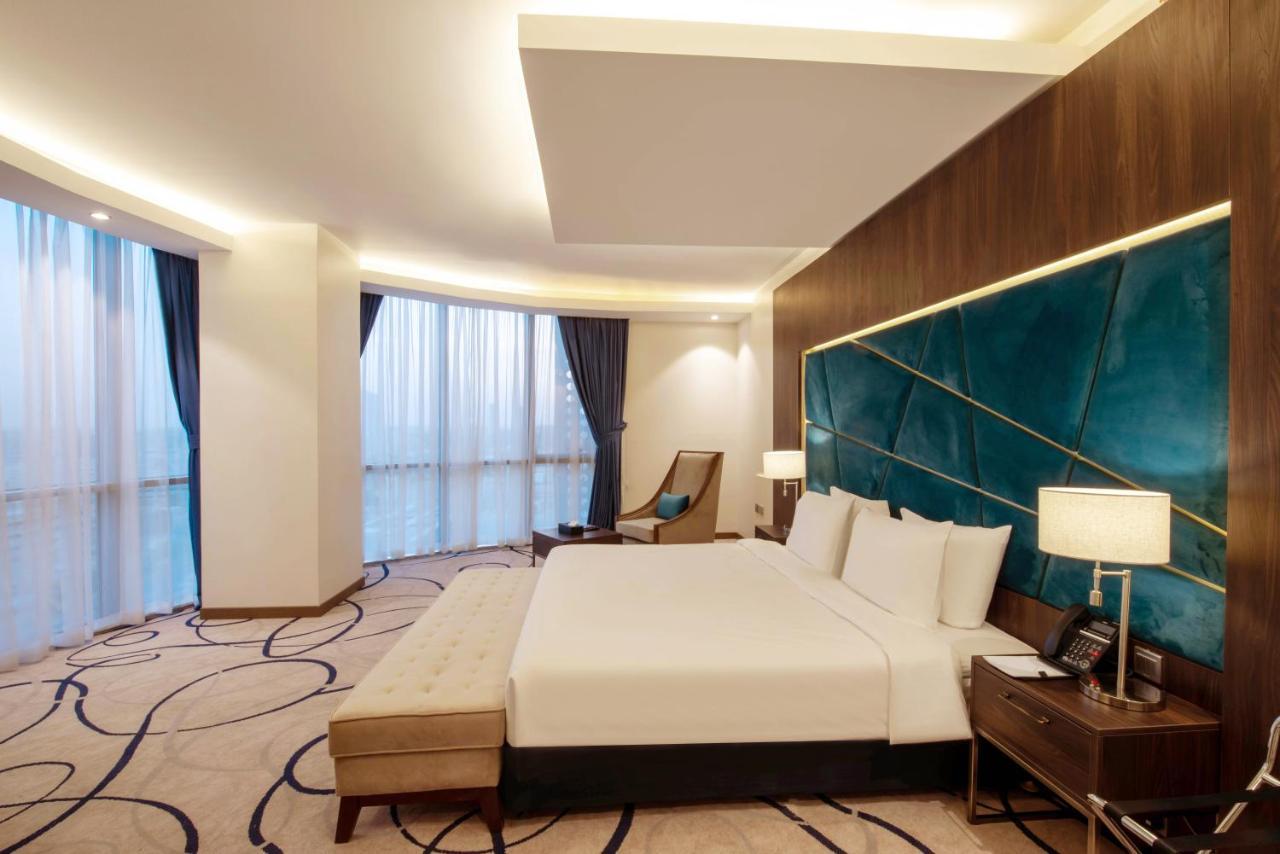 Warwick Riyadh Al Wezarat Exterior photo