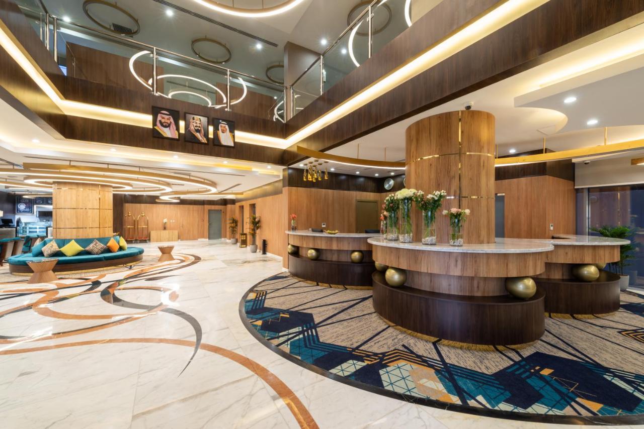 Warwick Riyadh Al Wezarat Exterior photo