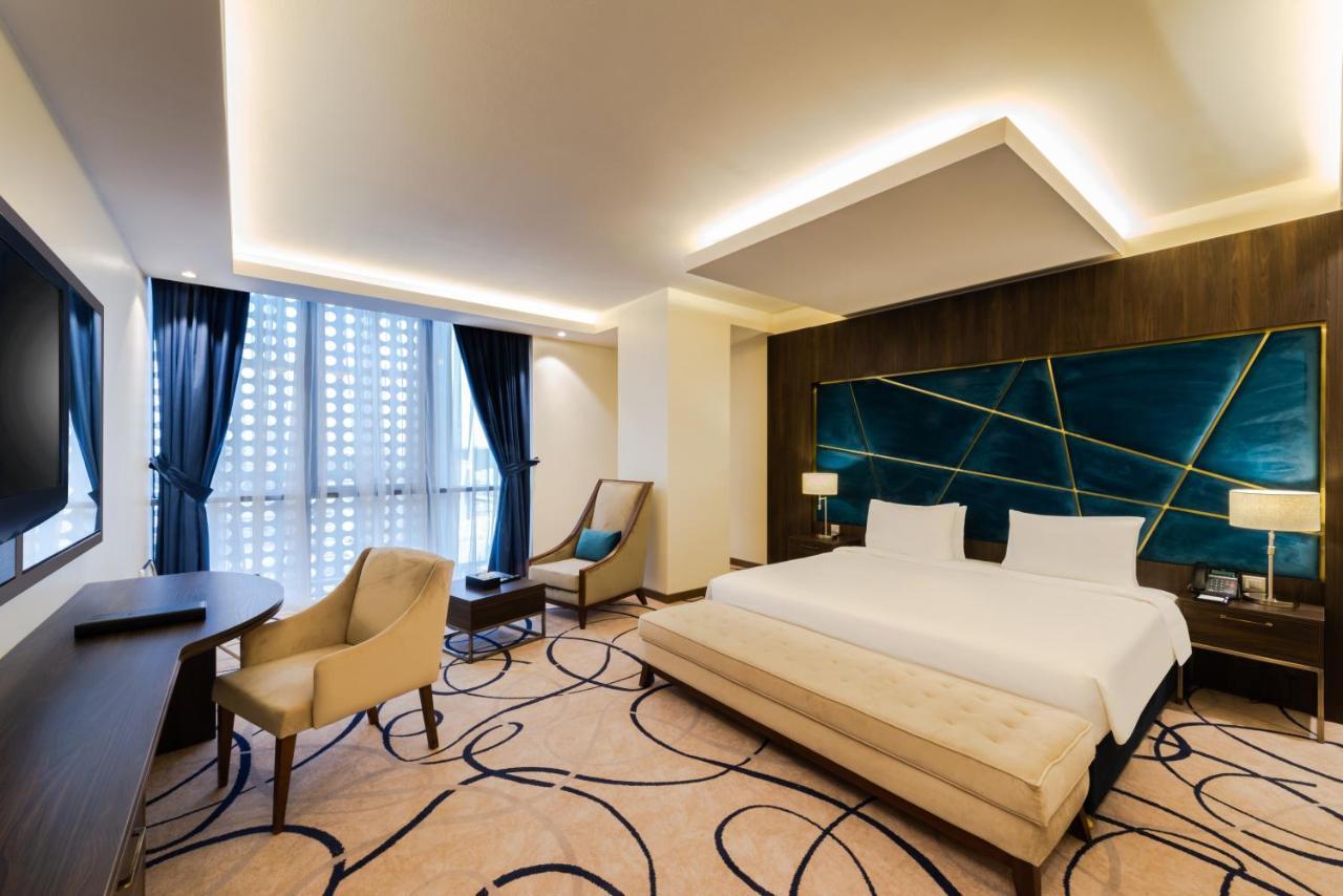 Warwick Riyadh Al Wezarat Exterior photo