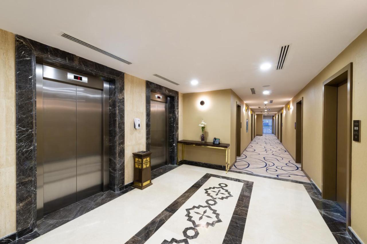 Warwick Riyadh Al Wezarat Exterior photo